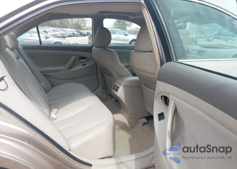 2007 Toyota Camry Hybrid z USA, uszkodzony, nr VIN JTNBB46K373016801